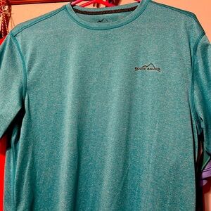 Eddie Bauer men’s small top